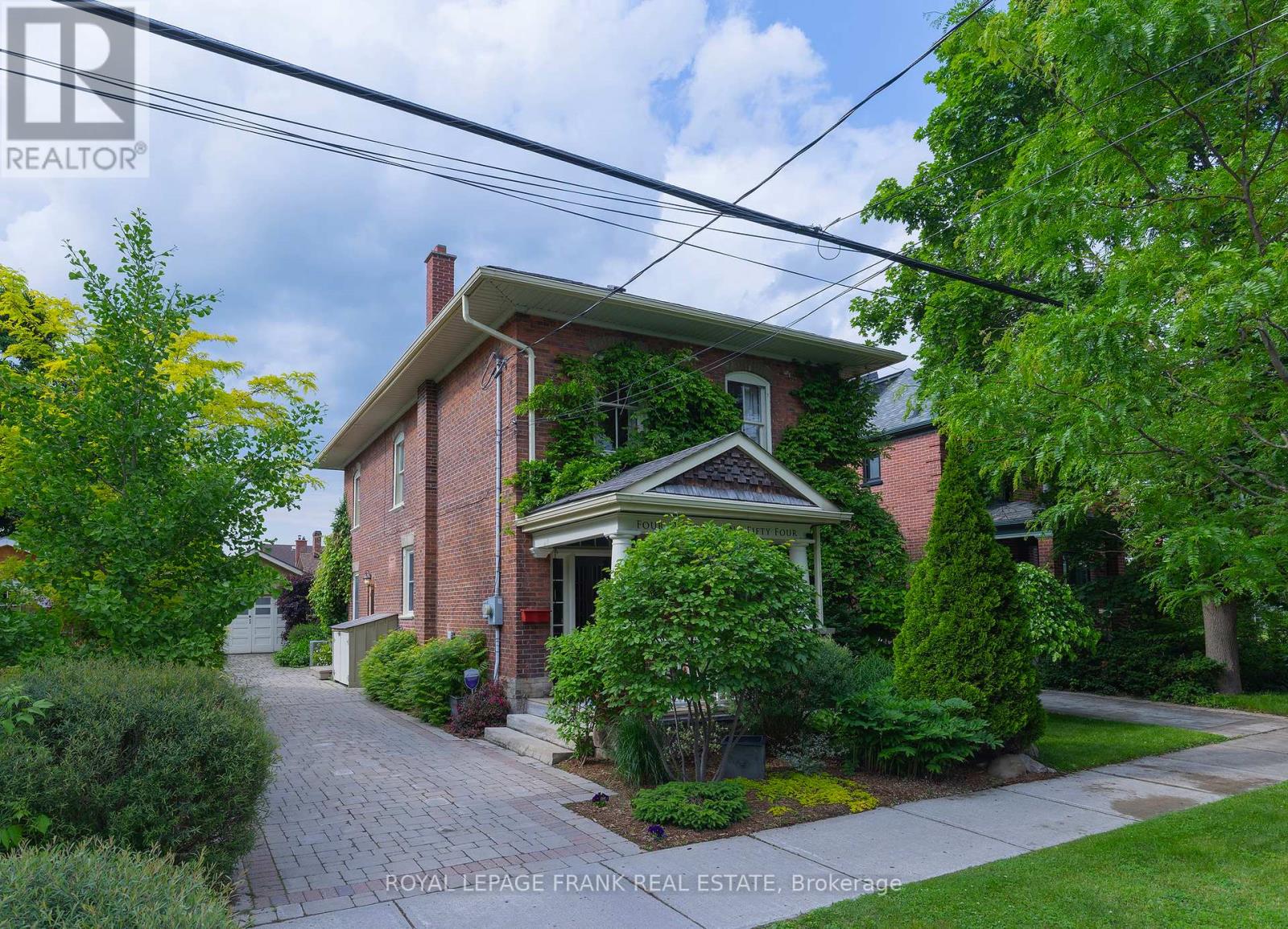 454 Weller Street, Peterborough Central (Old West End), Ontario  K9H 2N6 - Photo 1 - X12215052