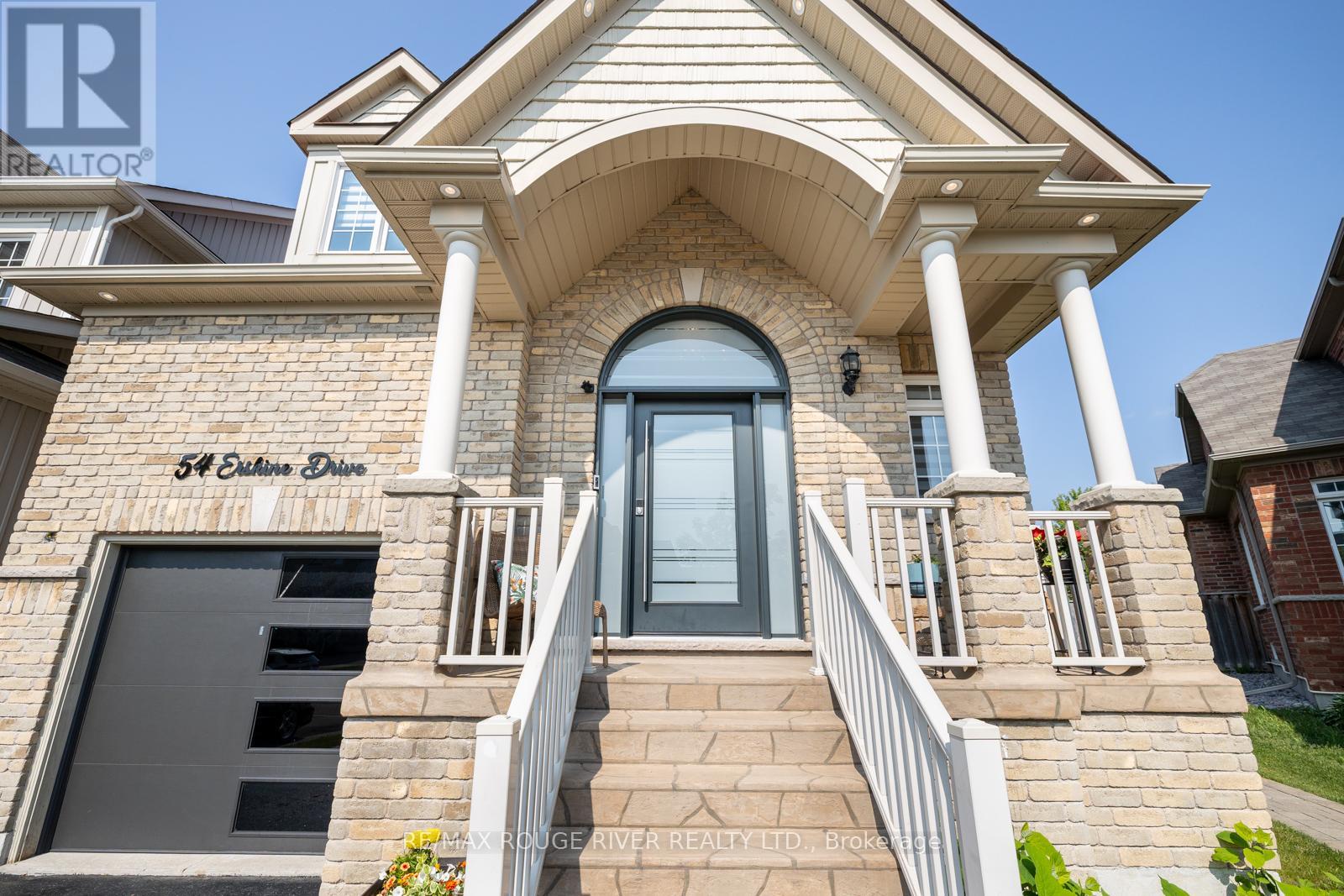 54 Erskine Drive, Clarington (Newcastle), Ontario  L1B 0C8 - Photo 2 - E12215158