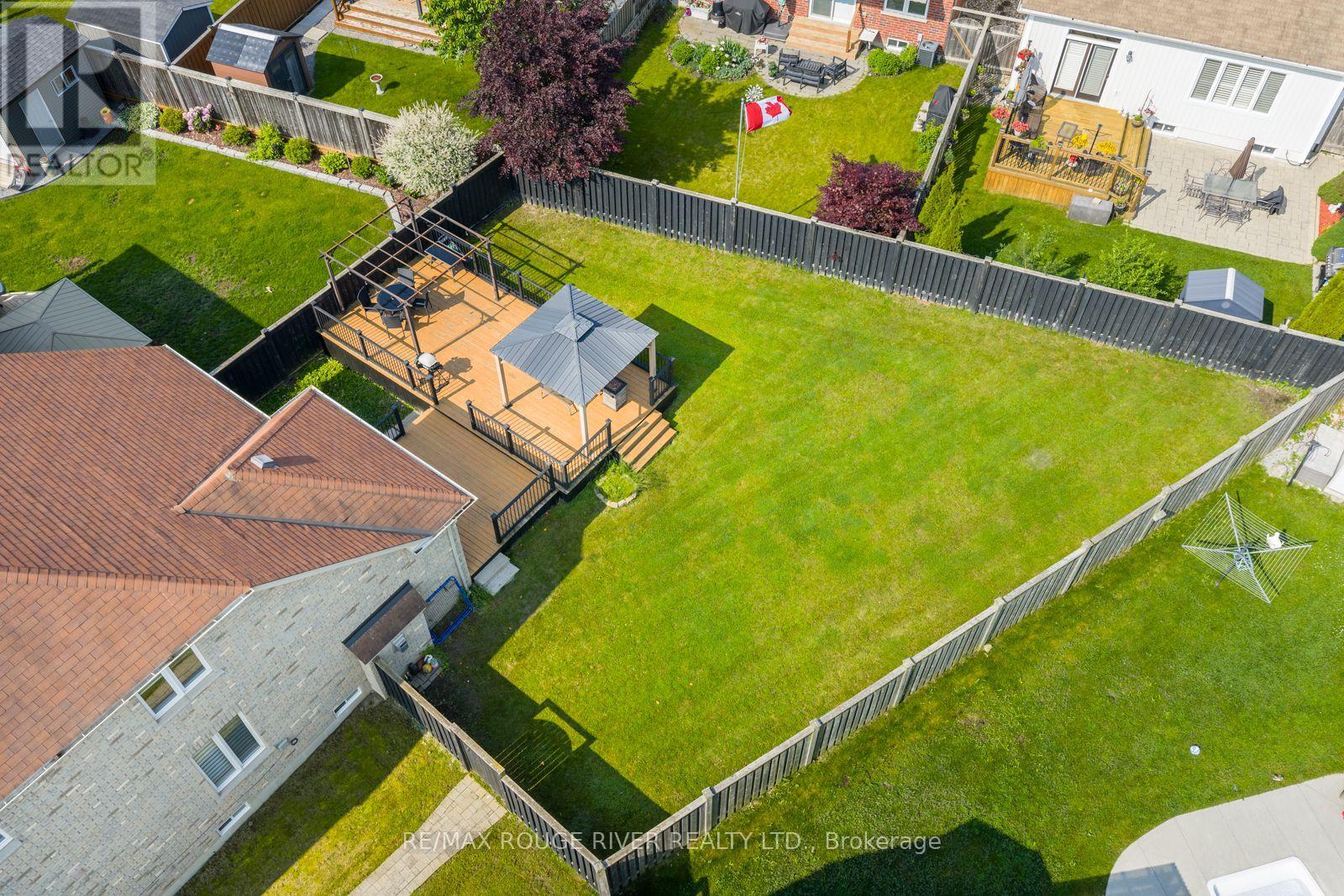 54 Erskine Drive, Clarington (Newcastle), Ontario  L1B 0C8 - Photo 47 - E12215158