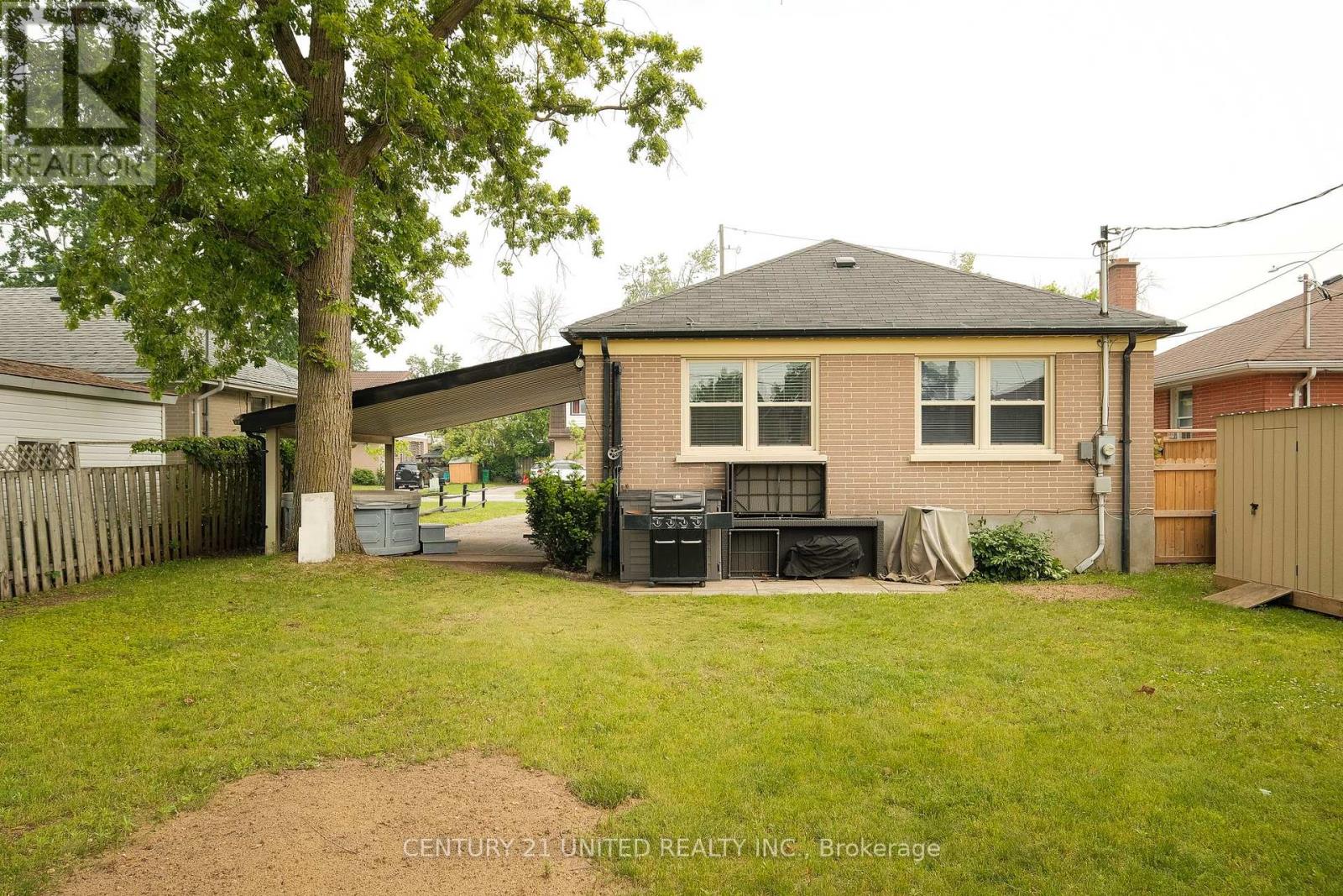 644 Crawford Drive, Peterborough South (West), Ontario  K9J 3W6 - Photo 35 - X12215074
