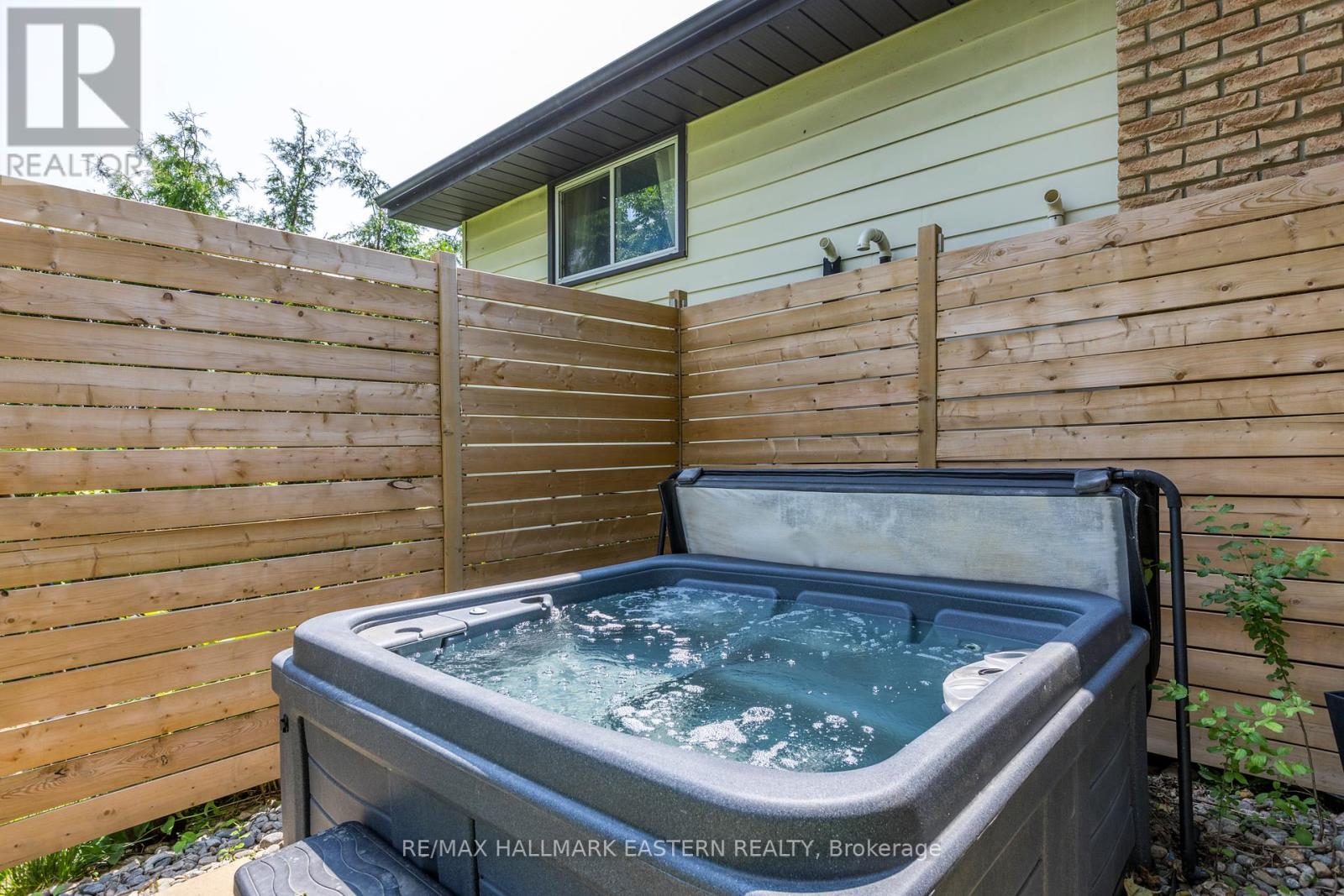 1318 Cedargrove Drive, Peterborough West (North), Ontario  K9K 1H8 - Photo 43 - X12215107
