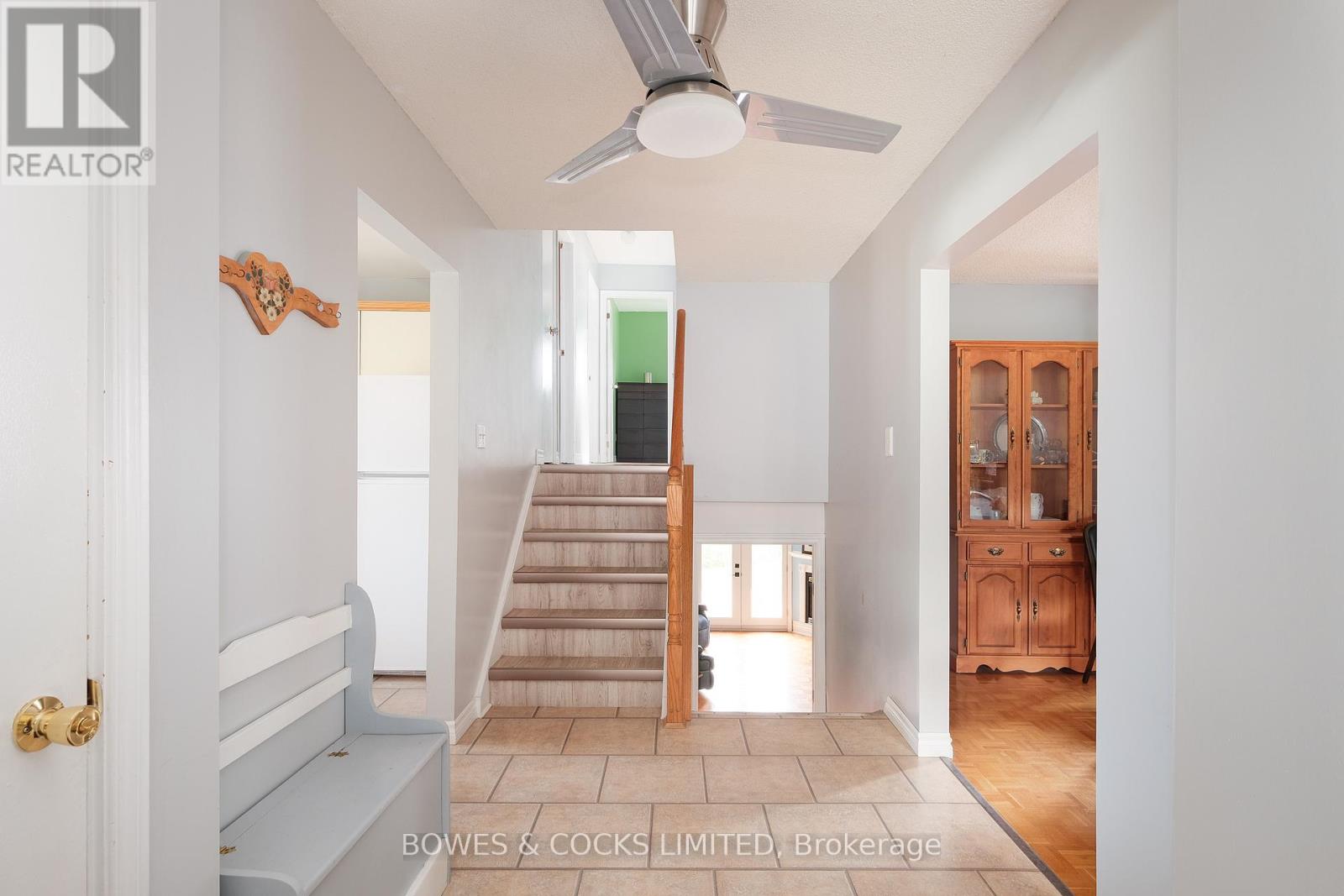 1483 Clearview Drive, Peterborough West (Central), Ontario  K9K 2A6 - Photo 12 - X12215147