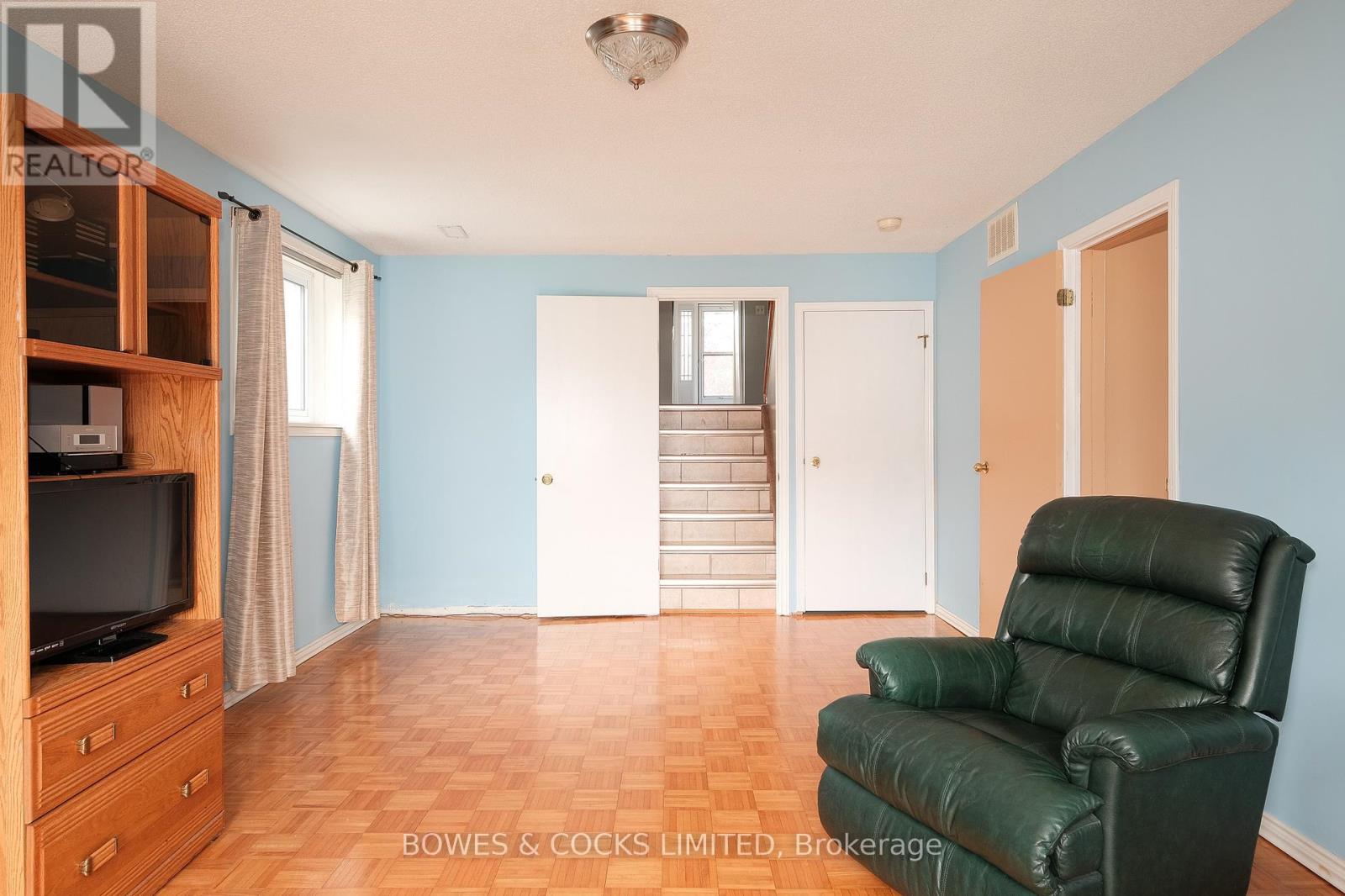 1483 Clearview Drive, Peterborough West (Central), Ontario  K9K 2A6 - Photo 22 - X12215147