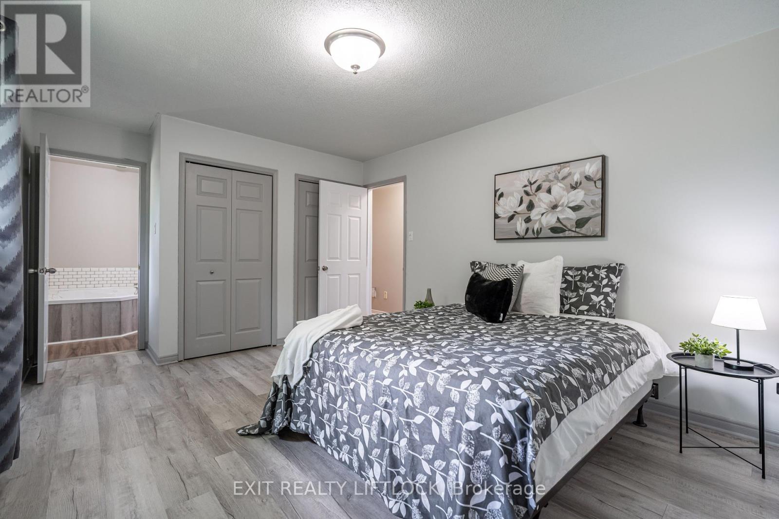 1220 Tara Road, Selwyn, Ontario  K0L 1T0 - Photo 14 - X12215245