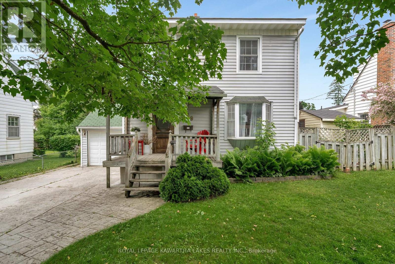 769 Chesterfield Avenue, Peterborough North (South), Ontario  K9H 4Y1 - Photo 9 - X12215254