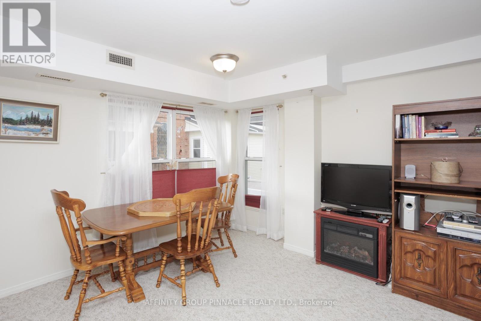 312 - 8 Huron Street, Kawartha Lakes (Lindsay), Ontario  K9V 6K3 - Photo 17 - X12215353