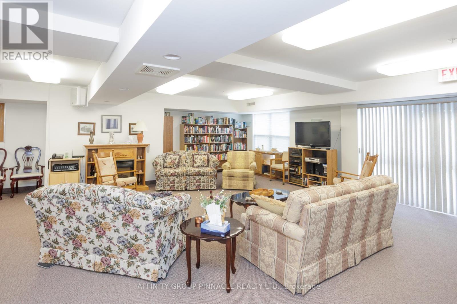 312 - 8 Huron Street, Kawartha Lakes (Lindsay), Ontario  K9V 6K3 - Photo 27 - X12215353