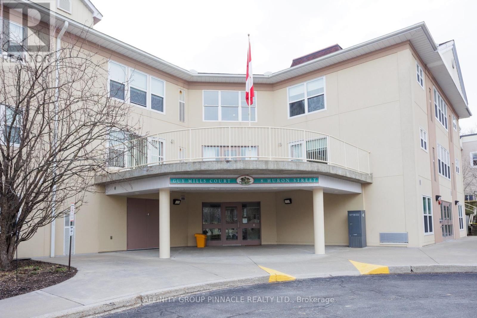 312 - 8 Huron Street, Kawartha Lakes (Lindsay), Ontario  K9V 6K3 - Photo 3 - X12215353