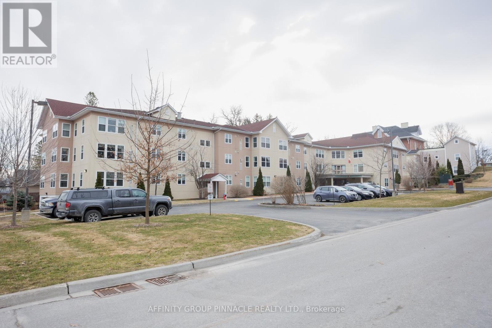 312 - 8 Huron Street, Kawartha Lakes (Lindsay), Ontario  K9V 6K3 - Photo 37 - X12215353