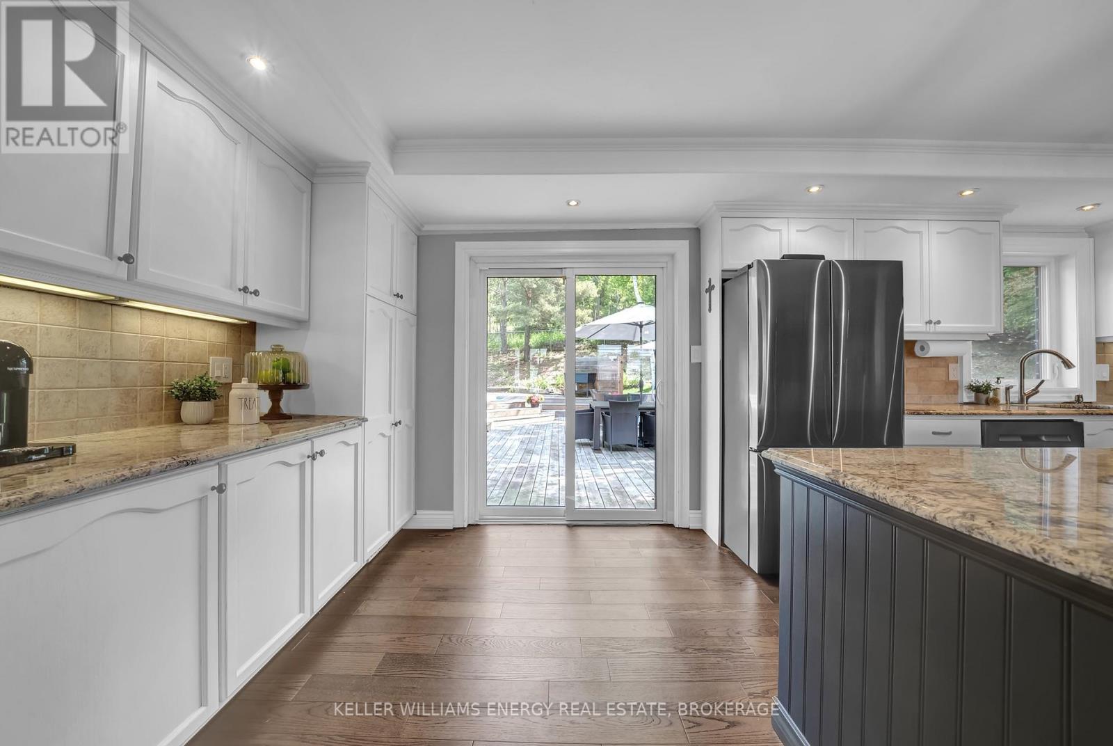 26 Erin Drive, Kawartha Lakes (Manvers), Ontario  L0A 1A0 - Photo 17 - X12215546