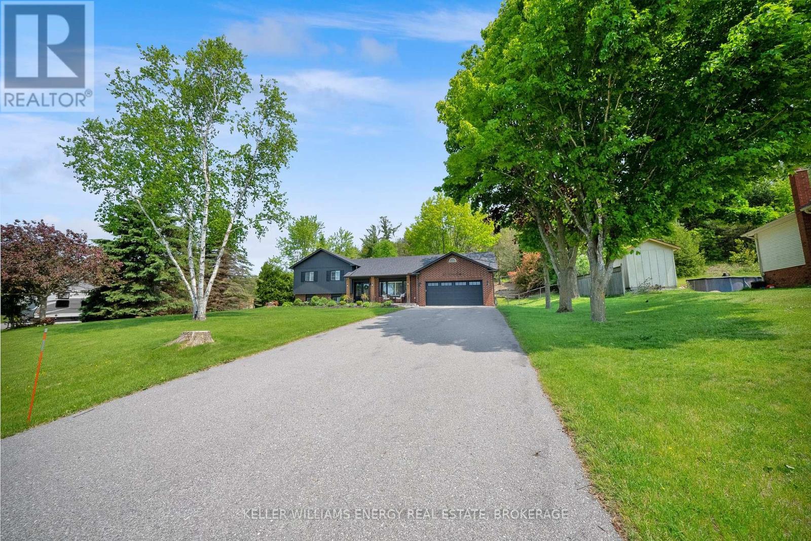 26 Erin Drive, Kawartha Lakes (Manvers), Ontario  L0A 1A0 - Photo 3 - X12215546