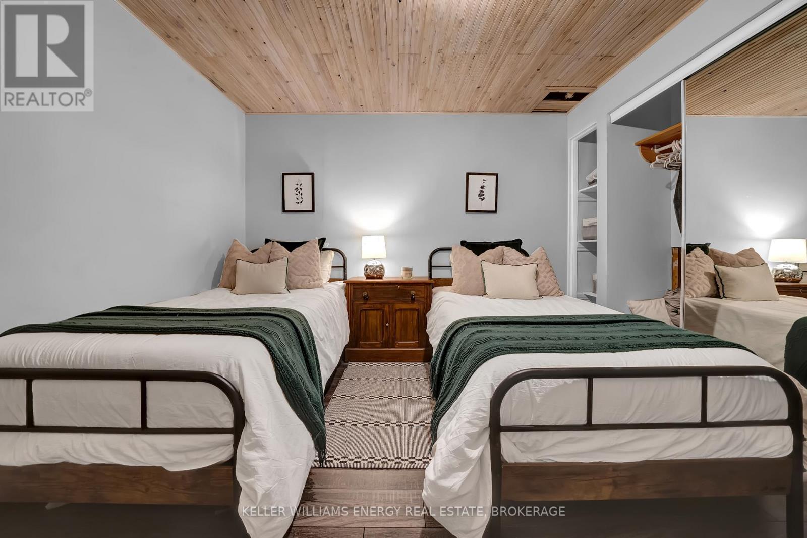 26 Erin Drive, Kawartha Lakes (Manvers), Ontario  L0A 1A0 - Photo 37 - X12215546