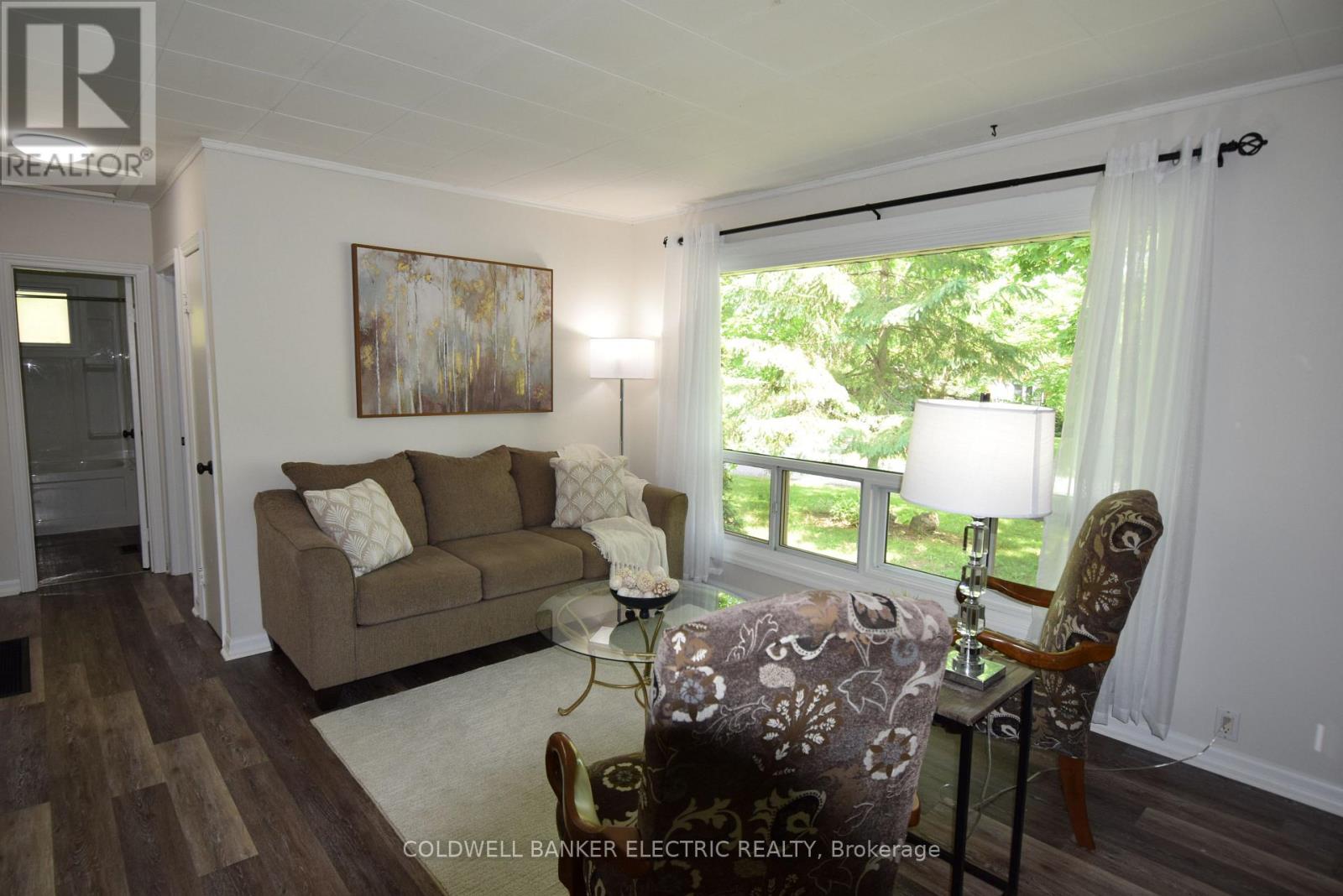 281 Collison Avenue, Peterborough South (East), Ontario  K9J 1A5 - Photo 3 - X12215639