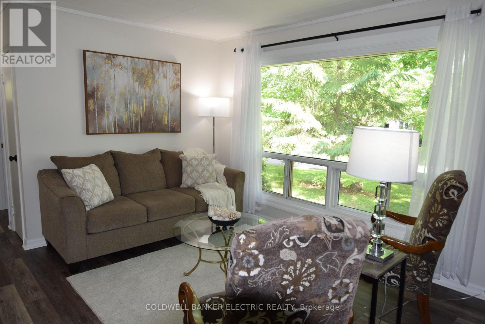 281 Collison Avenue, Peterborough South (East), Ontario  K9J 1A5 - Photo 5 - X12215639