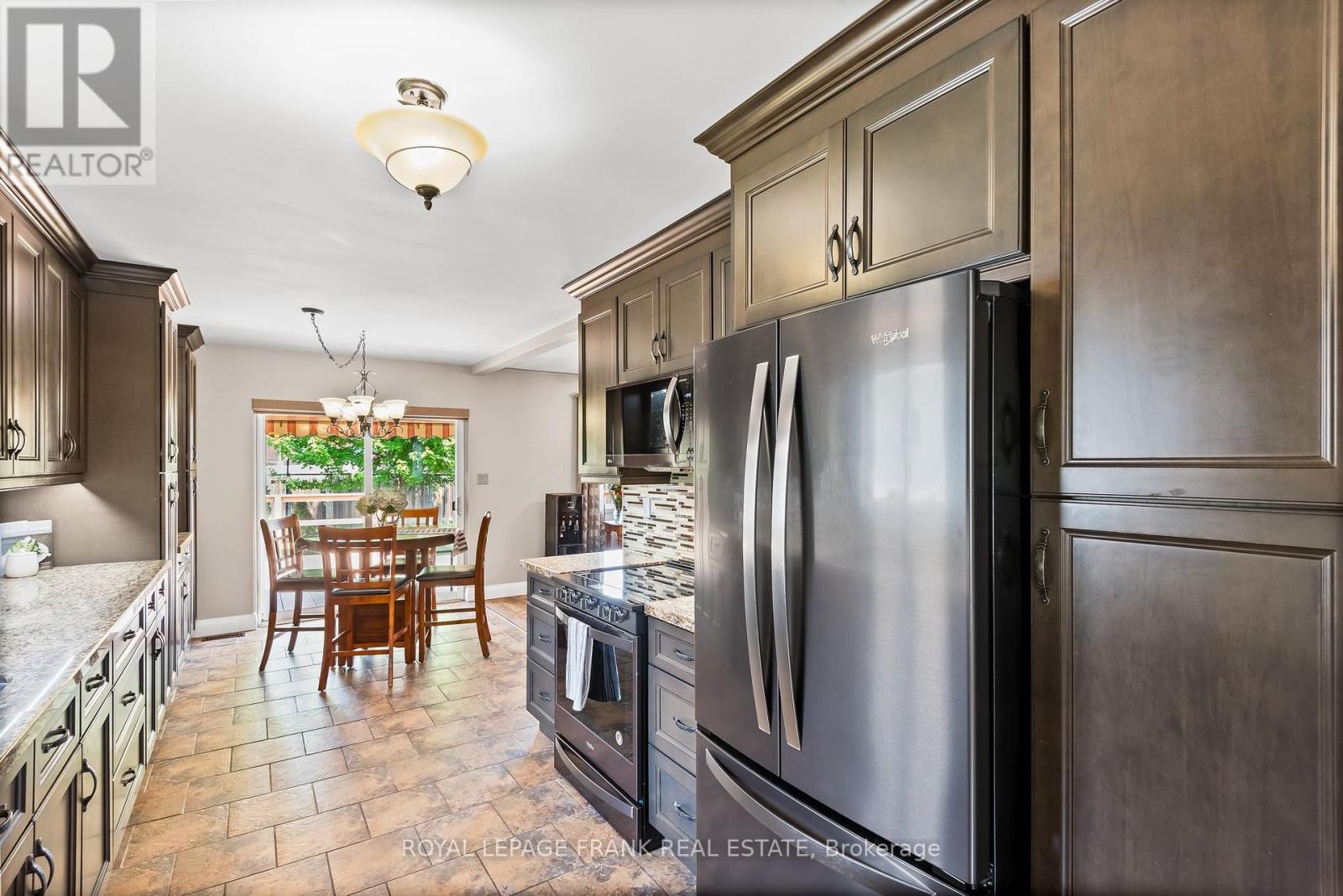 8 Brookside Street, Cavan Monaghan (Millbrook Village), Ontario  L0A 1G0 - Photo 15 - X12215830