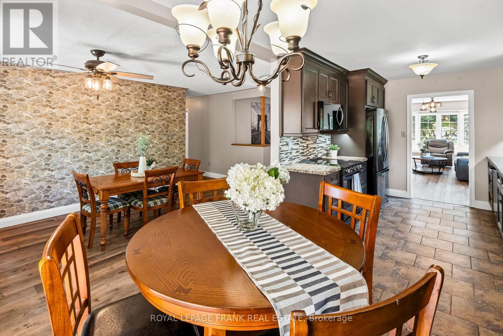 8 Brookside Street, Cavan Monaghan (Millbrook Village), Ontario  L0A 1G0 - Photo 18 - X12215830