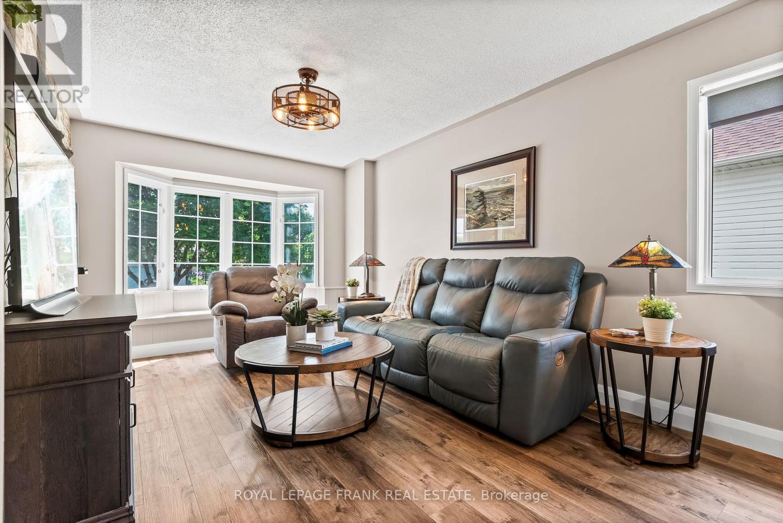 8 Brookside Street, Cavan Monaghan (Millbrook Village), Ontario  L0A 1G0 - Photo 8 - X12215830