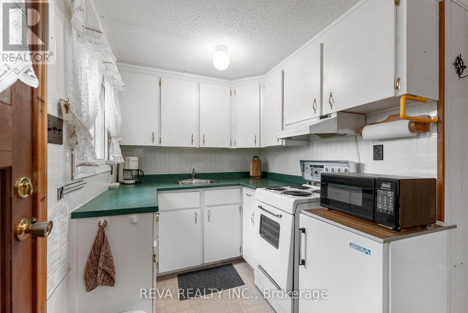 146 Mccahon Road, Hastings Highlands (Mcclure Ward), Ontario  K0L 2S0 - Photo 25 - X12215833