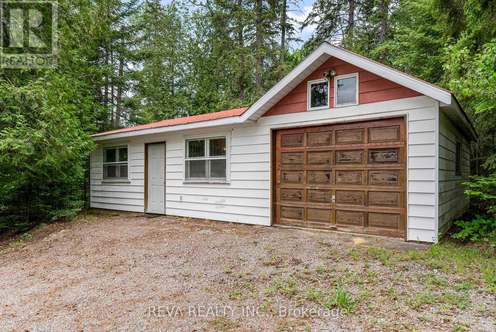 146 Mccahon Road, Hastings Highlands (Mcclure Ward), Ontario  K0L 2S0 - Photo 38 - X12215833