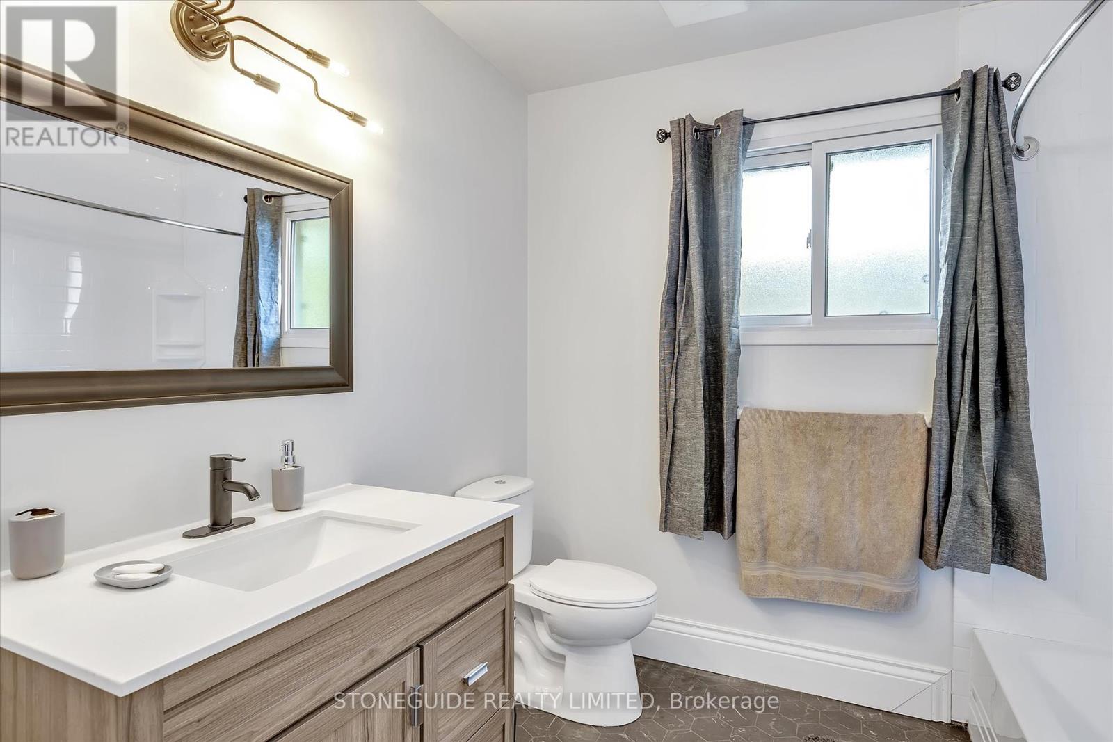 2047 Foxfarm Road, Peterborough West (Central), Ontario  K9K 1P8 - Photo 22 - X12215839