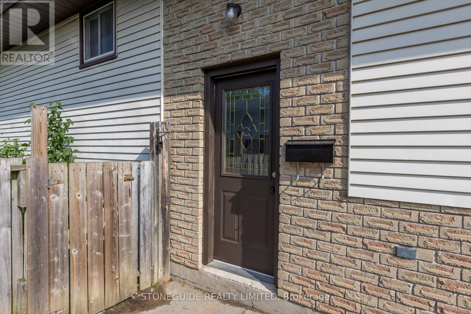 2047 Foxfarm Road, Peterborough West (Central), Ontario  K9K 1P8 - Photo 4 - X12215839