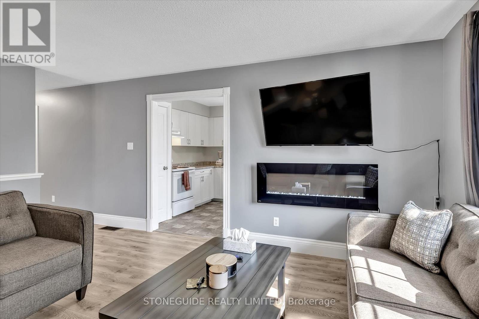 2047 Foxfarm Road, Peterborough West (Central), Ontario  K9K 1P8 - Photo 9 - X12215839