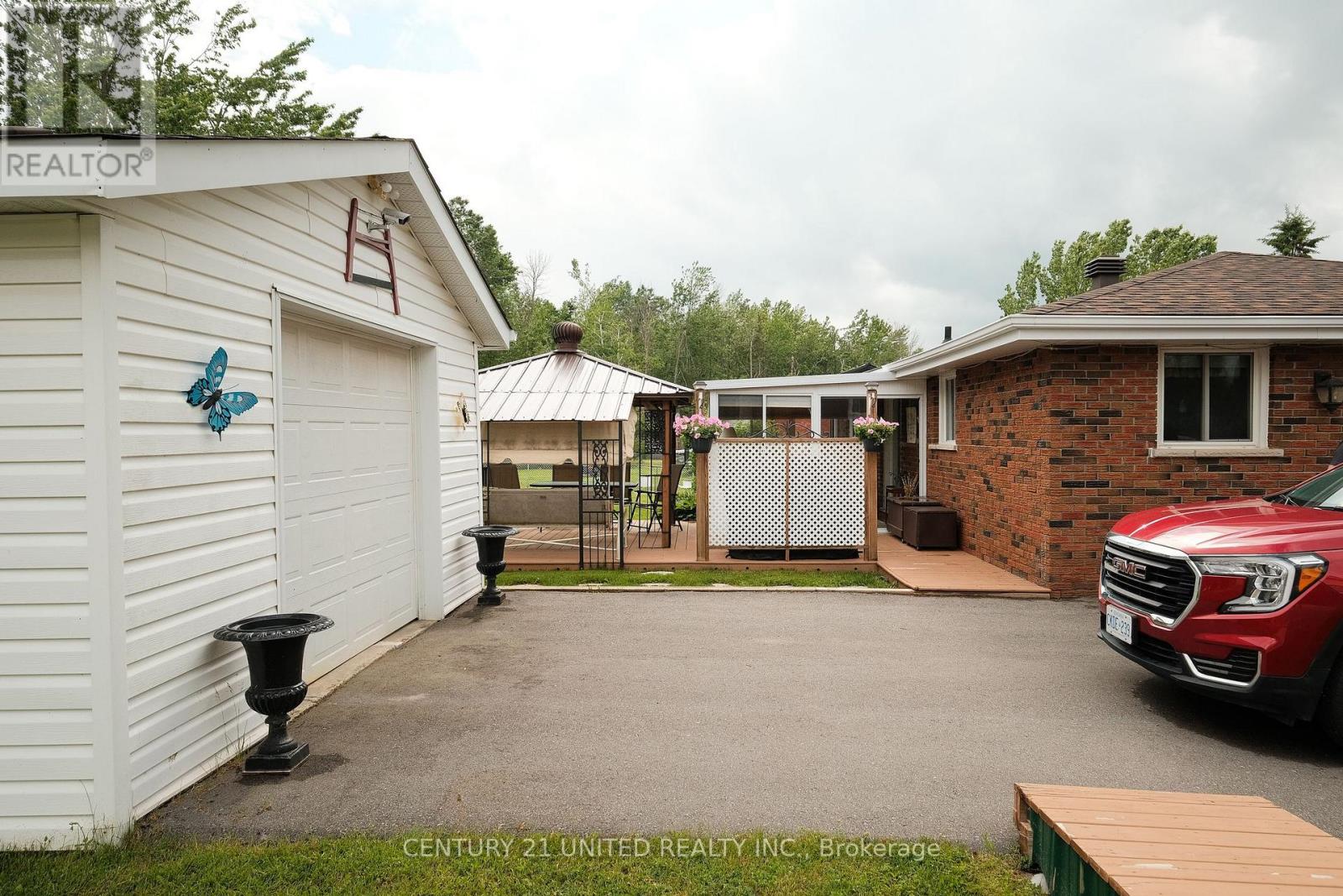 755 Skyline Road, Selwyn, Ontario  K0L 1T0 - Photo 25 - X12216089