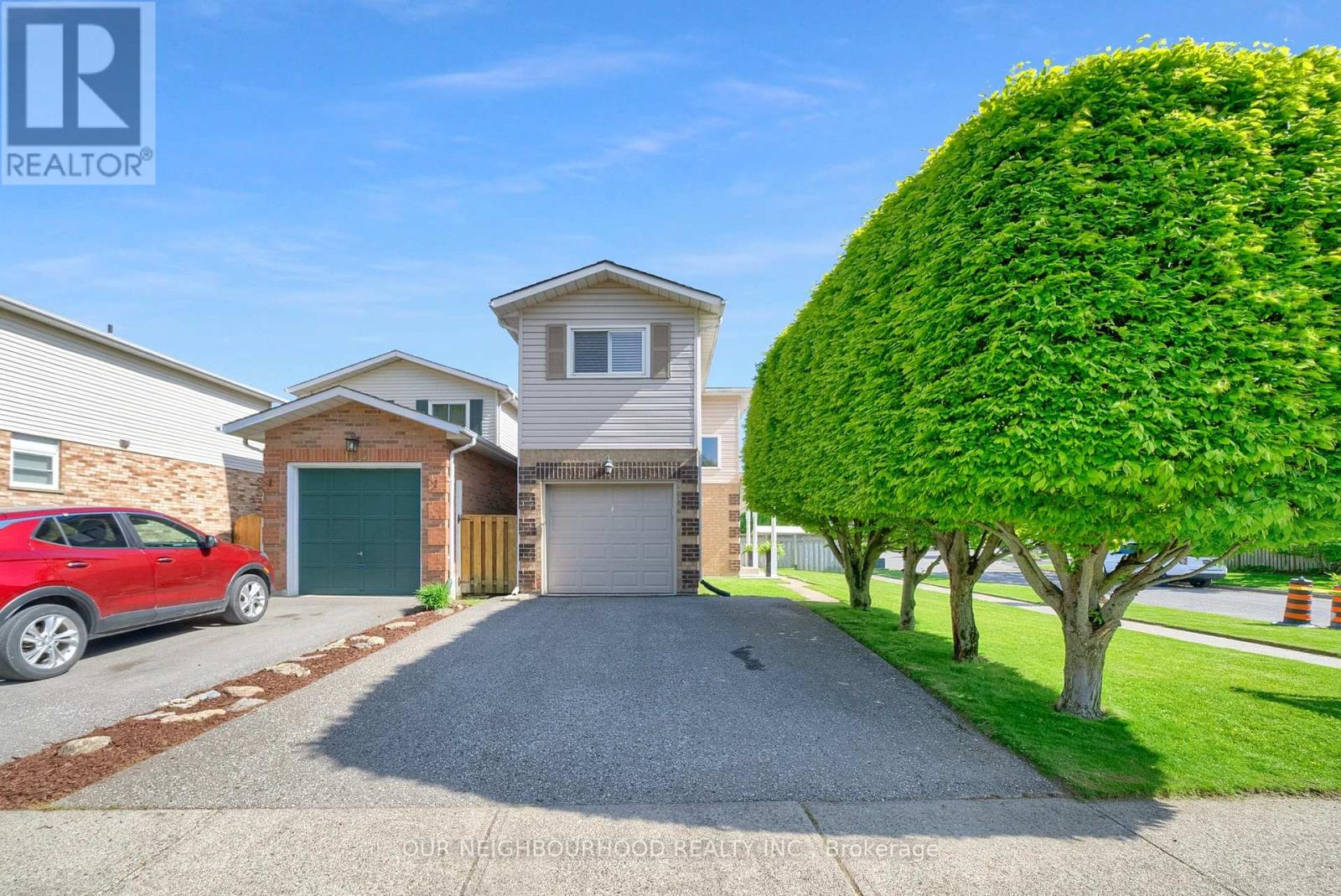 1 Sylvia Court, Clarington (Newcastle), Ontario  L1B 1J4 - Photo 4 - E12216222