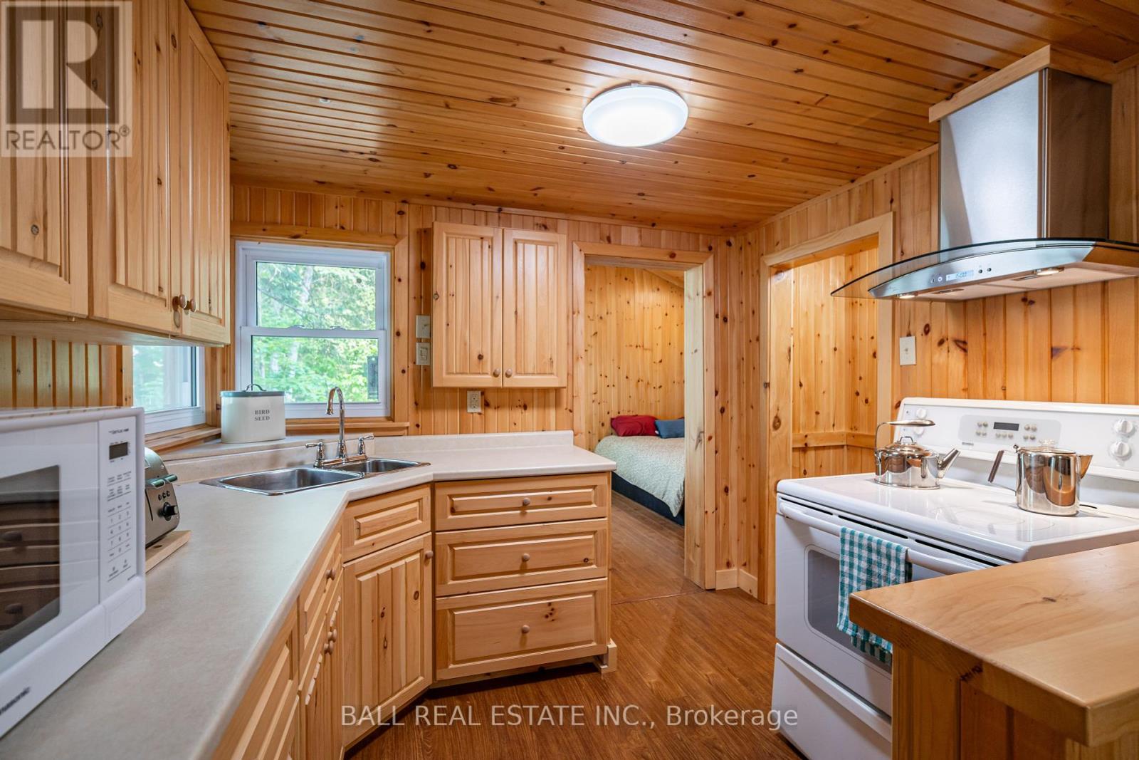 662 Robel Drive, Selwyn, Ontario  K0L 1T0 - Photo 12 - X12216137