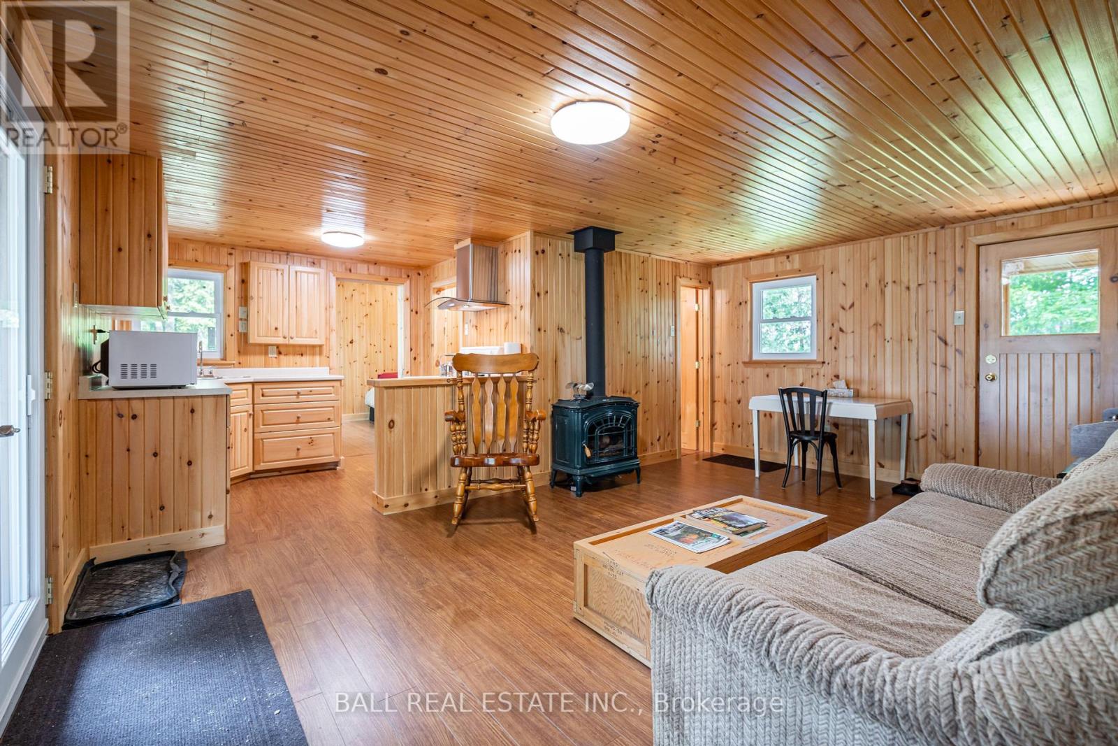 662 Robel Drive, Selwyn, Ontario  K0L 1T0 - Photo 8 - X12216137