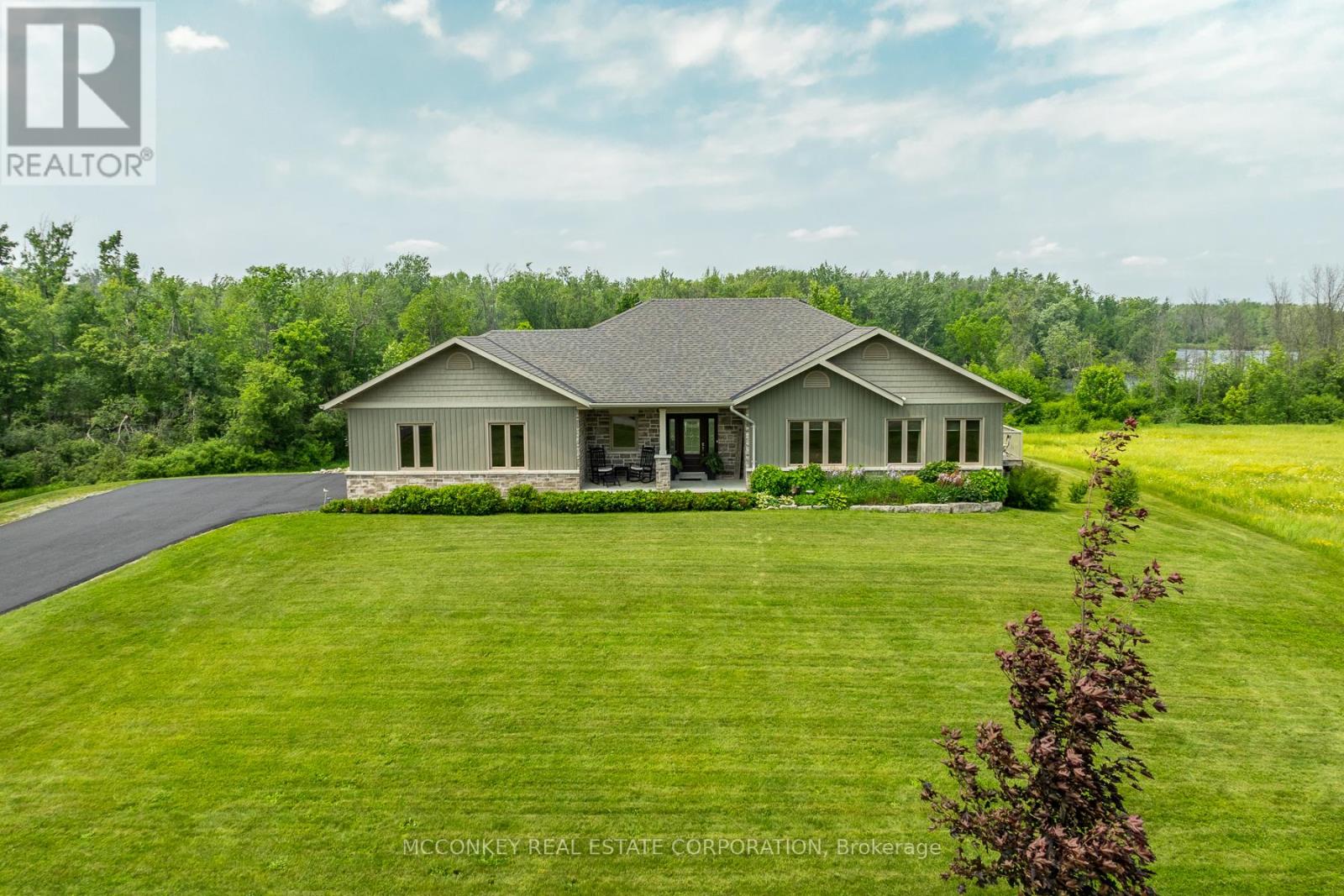 124 Almeara Drive, Otonabee-South Monaghan, Ontario  K9J 6X9 - Photo 2 - X12216438