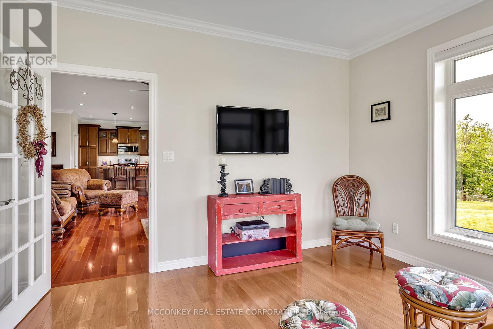 124 Almeara Drive, Otonabee-South Monaghan, Ontario  K9J 6X9 - Photo 20 - X12216438