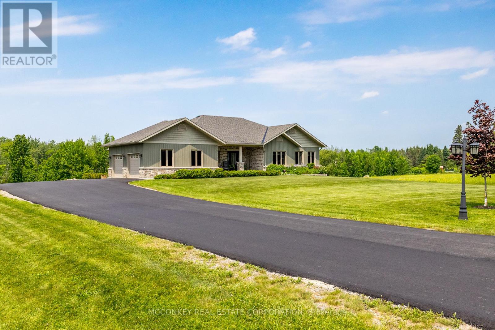 124 Almeara Drive, Otonabee-South Monaghan, Ontario  K9J 6X9 - Photo 3 - X12216438