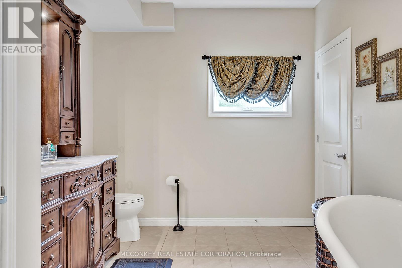 124 Almeara Drive, Otonabee-South Monaghan, Ontario  K9J 6X9 - Photo 32 - X12216438