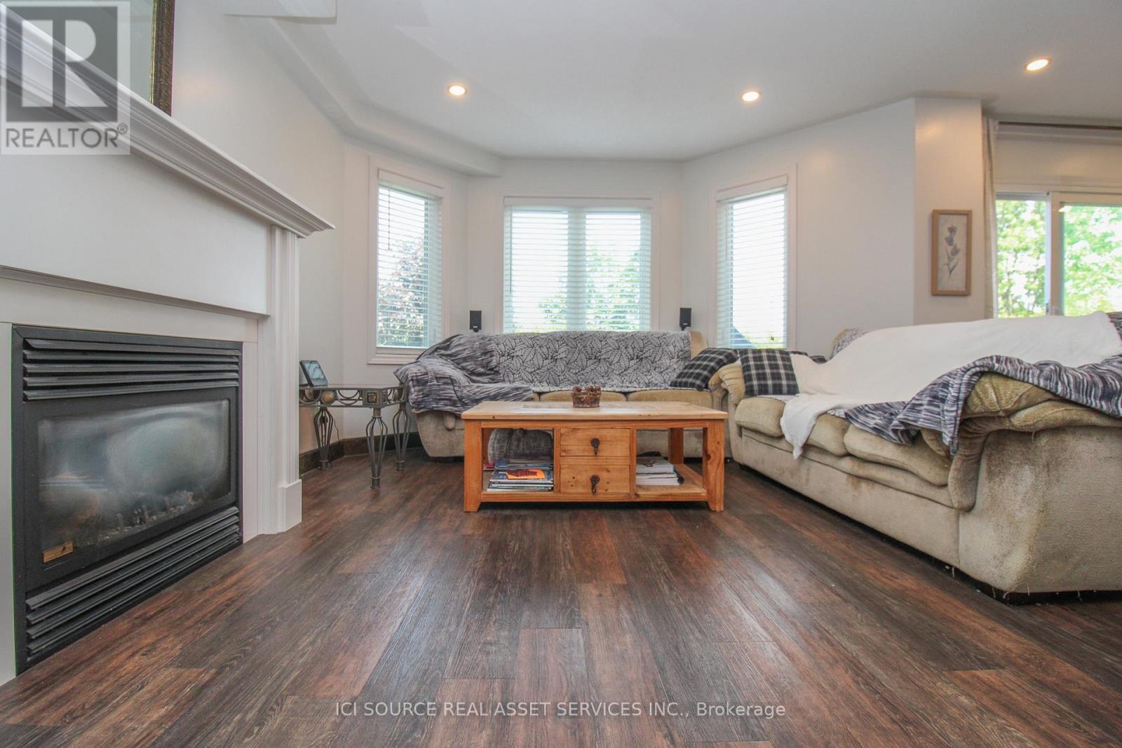 260 O'dette Road, Peterborough West (North), Ontario  K9K 2N8 - Photo 7 - X12216371