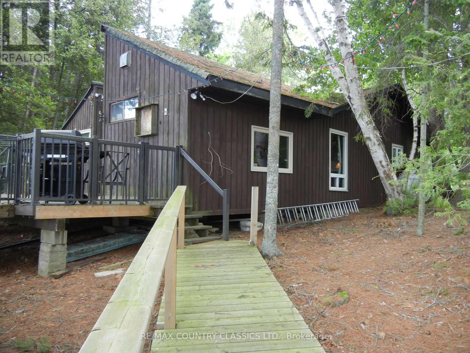 316 Trotter-Oitment Road, North Kawartha, Ontario  K0L 1A0 - Photo 14 - X12216685