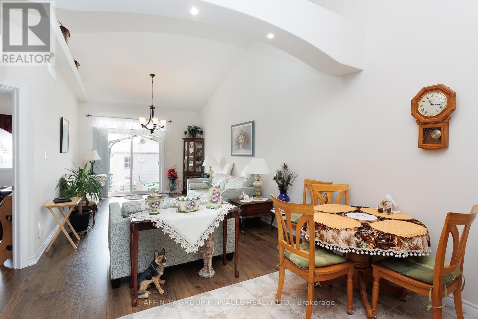 39 Chadwin Drive, Kawartha Lakes (Lindsay), Ontario  K9V 0E8 - Photo 15 - X12216940