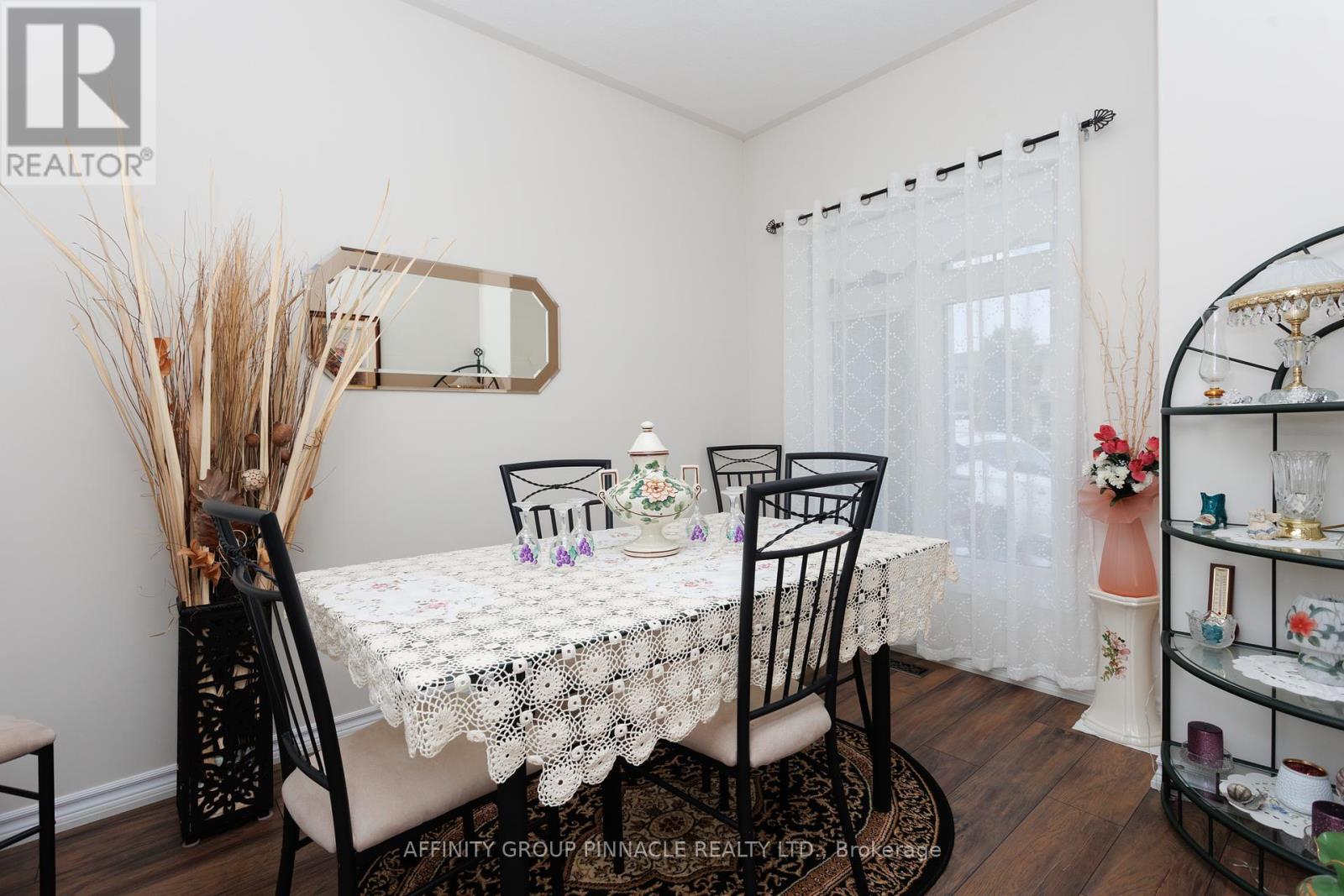 39 Chadwin Drive, Kawartha Lakes (Lindsay), Ontario  K9V 0E8 - Photo 19 - X12216940