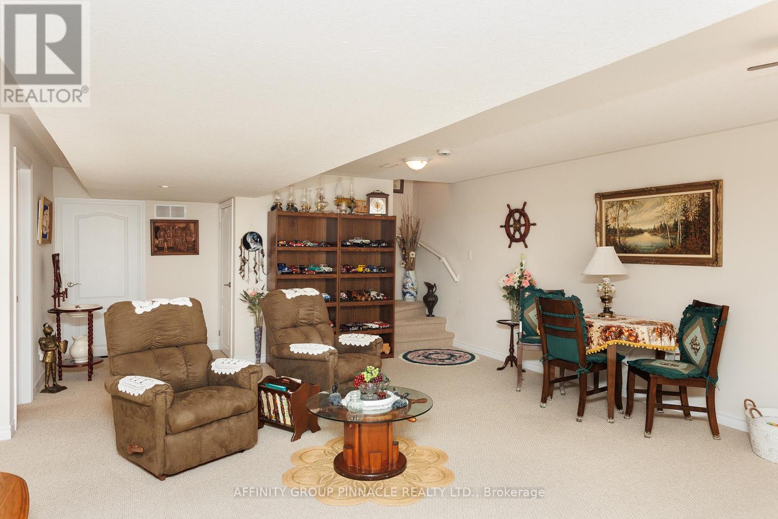 39 Chadwin Drive, Kawartha Lakes (Lindsay), Ontario  K9V 0E8 - Photo 35 - X12216940