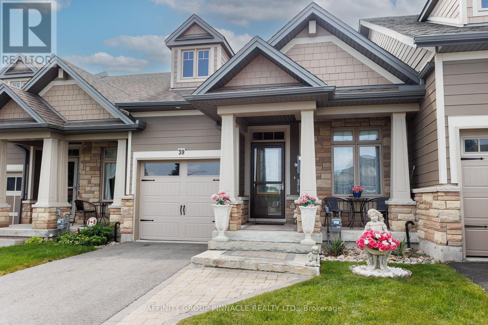 39 Chadwin Drive, Kawartha Lakes (Lindsay), Ontario  K9V 0E8 - Photo 6 - X12216940