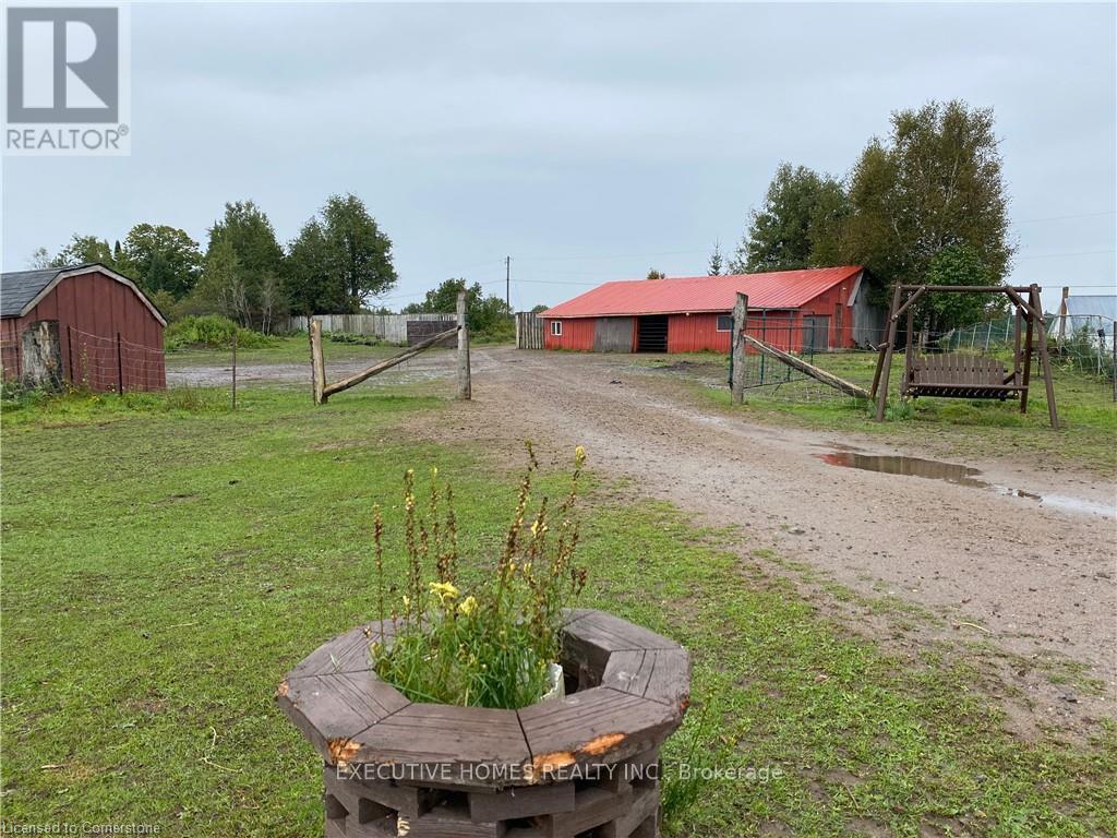 11 Bradshaw Road, Bancroft (Dungannon Ward), Ontario  K0L 2L0 - Photo 4 - X11896095