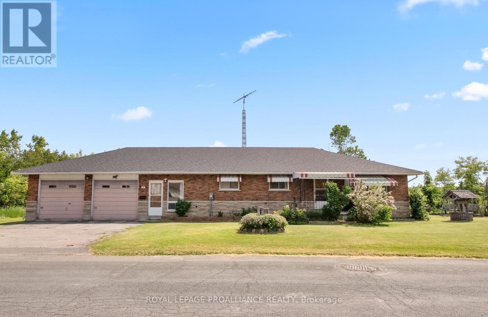 42 Elizabeth Street, Trent Hills (Hastings), Ontario  K0L 1Y0 - Photo 1 - X12217113
