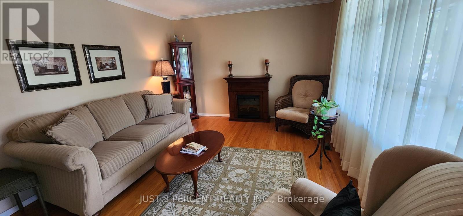 1087 St Paul's Street, Peterborough North (South), Ontario  K9H 6J7 - Photo 10 - X12217146