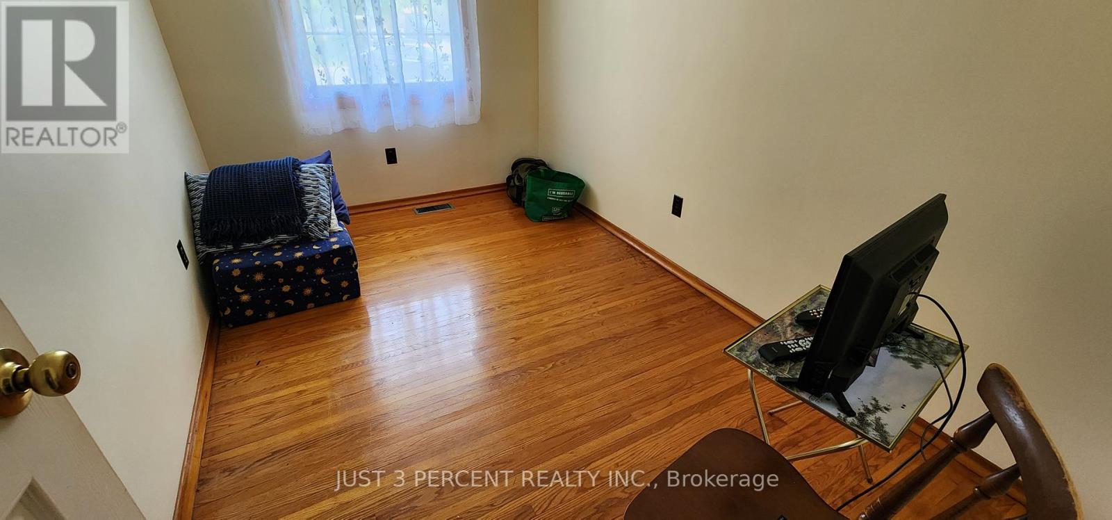 1087 St Paul's Street, Peterborough North (South), Ontario  K9H 6J7 - Photo 15 - X12217146