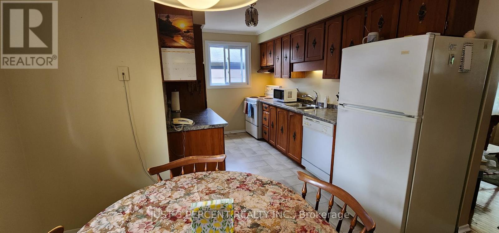 1087 St Paul's Street, Peterborough North (South), Ontario  K9H 6J7 - Photo 21 - X12217146