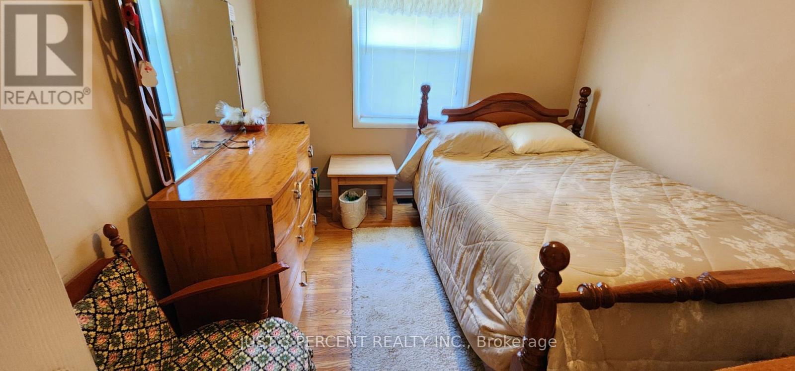 1087 St Paul's Street, Peterborough North (South), Ontario  K9H 6J7 - Photo 35 - X12217146