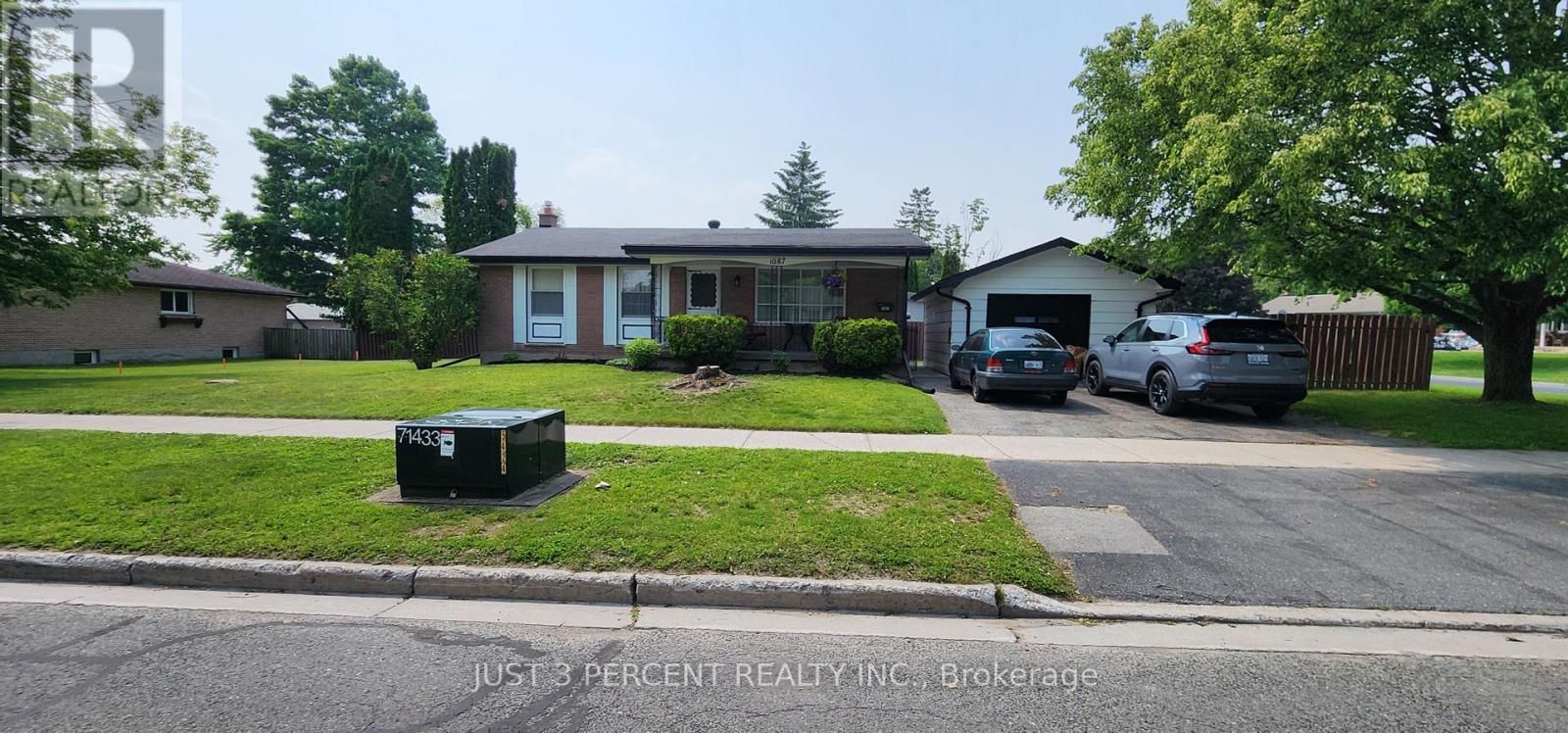 1087 St Paul's Street, Peterborough North (South), Ontario  K9H 6J7 - Photo 4 - X12217146