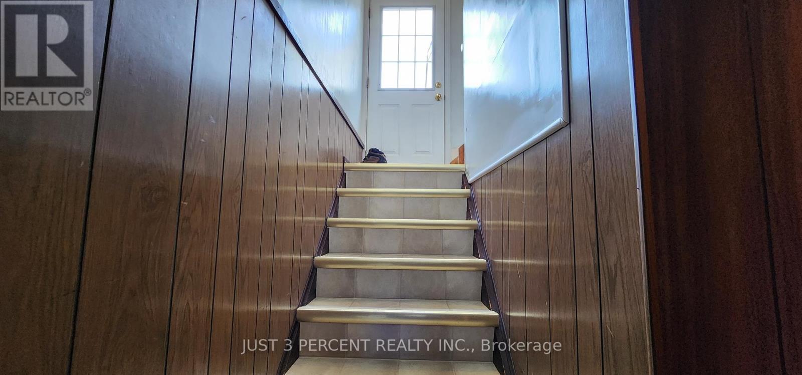 1087 St Paul's Street, Peterborough North (South), Ontario  K9H 6J7 - Photo 47 - X12217146