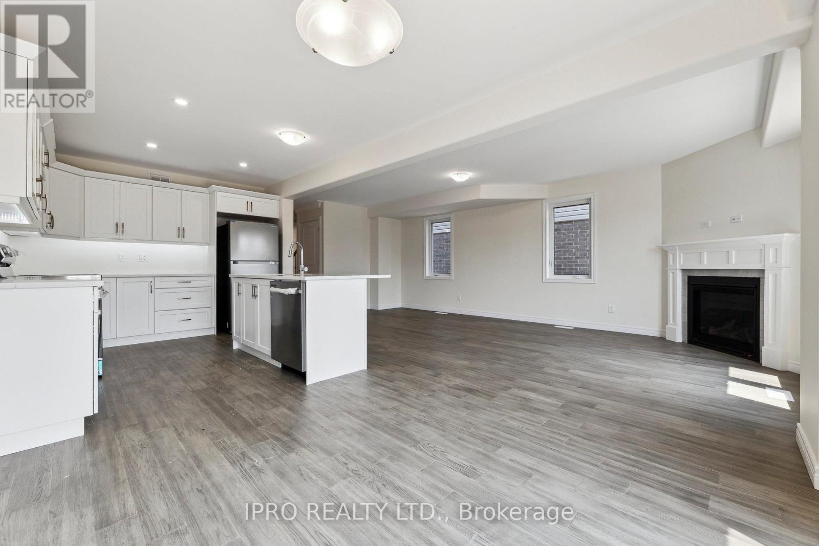 925 Bamford Terrace, Peterborough North (North), Ontario  K9K 0H2 - Photo 12 - X12216650