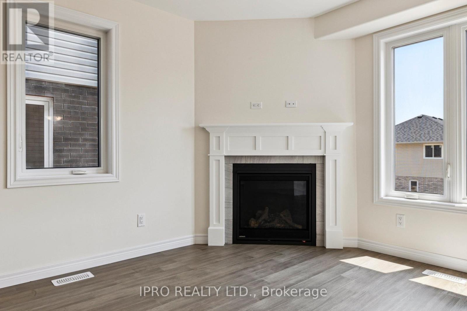 925 Bamford Terrace, Peterborough North (North), Ontario  K9K 0H2 - Photo 14 - X12216650